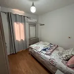 El Rehab City Cozy Apartment 3 Bedrooms